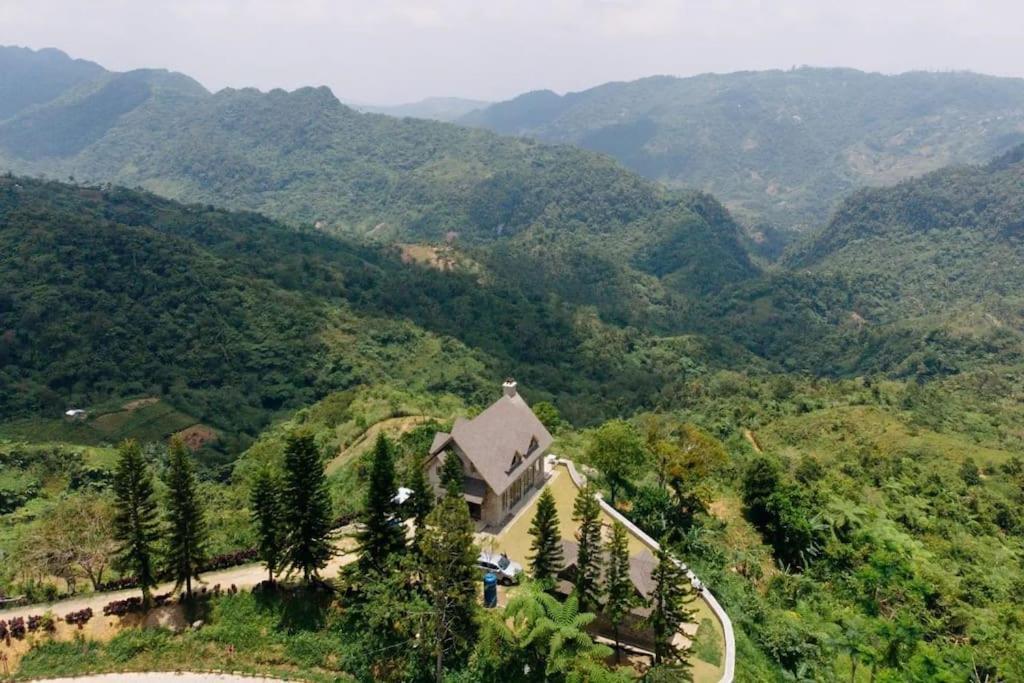 The Old Country Stone House Villa Cebu Kültér fotó