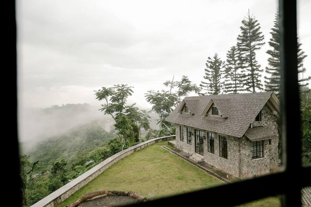 The Old Country Stone House Villa Cebu Kültér fotó